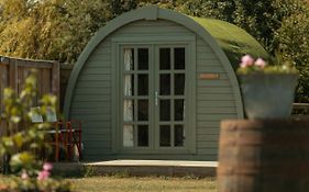 Glamping In Wiltshire The Green Knoll Is A Charm